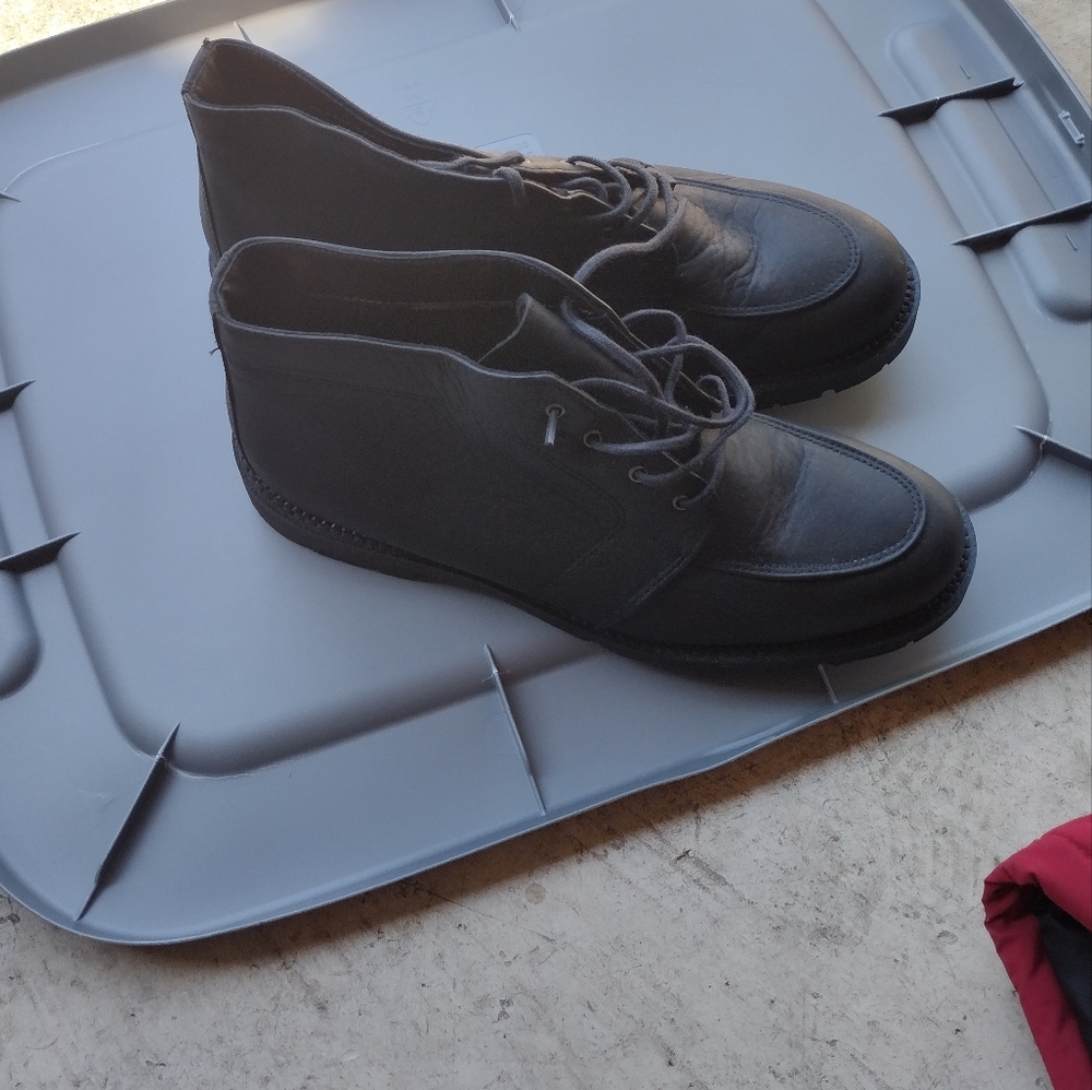 HS TRASK - BOOT
